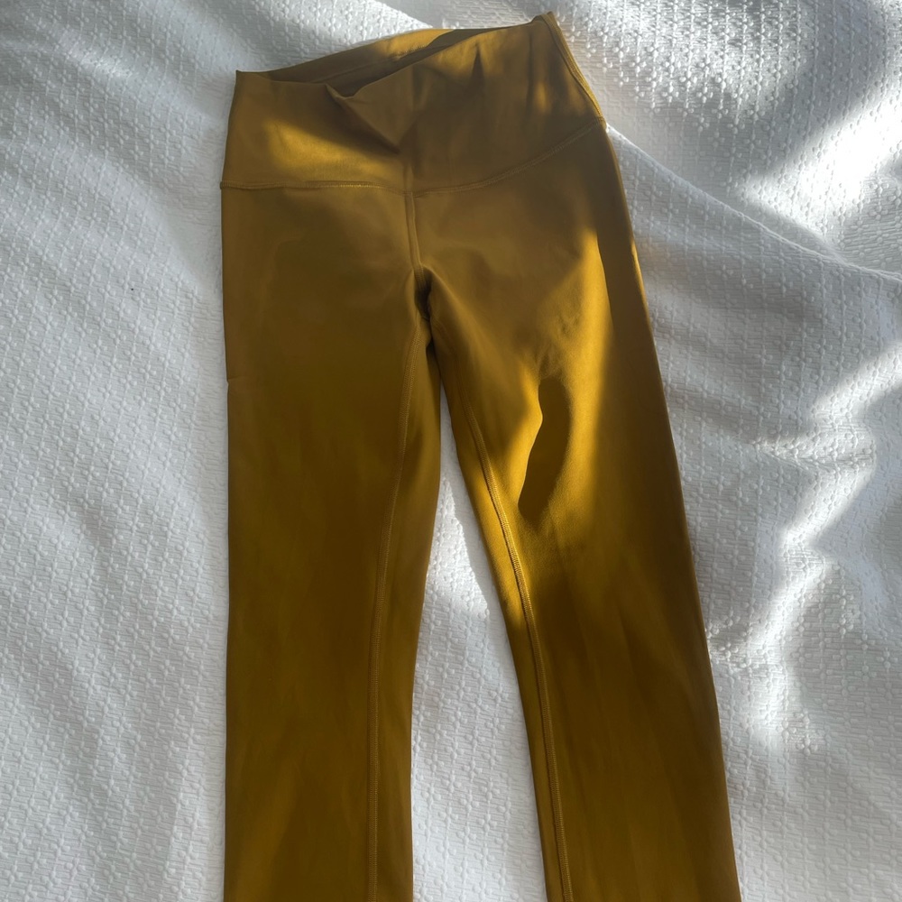 Lululemon Invigorate high rise tight